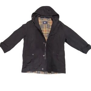Burberry
Puffer
LInternational
Very good condition
Black, Cotton